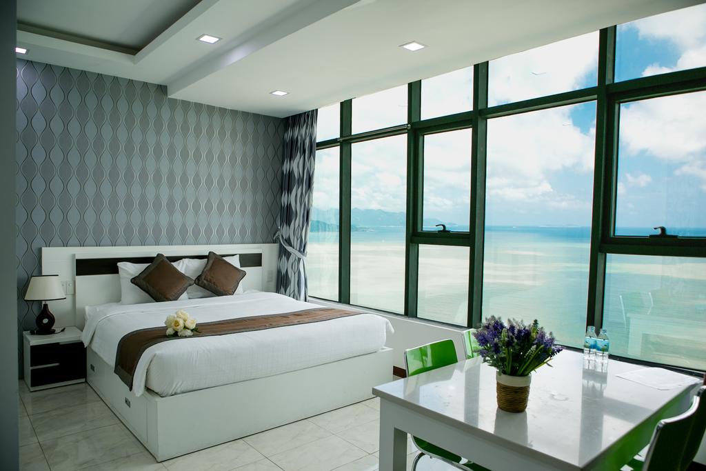 Vinpearl Condotel Beachfront Nha Trang phòng Grand Ocean view
